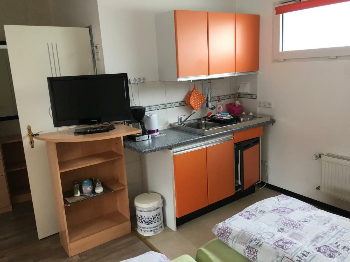 Hotel Gästezimmer Siminciuc Aquisgrana Esterno foto