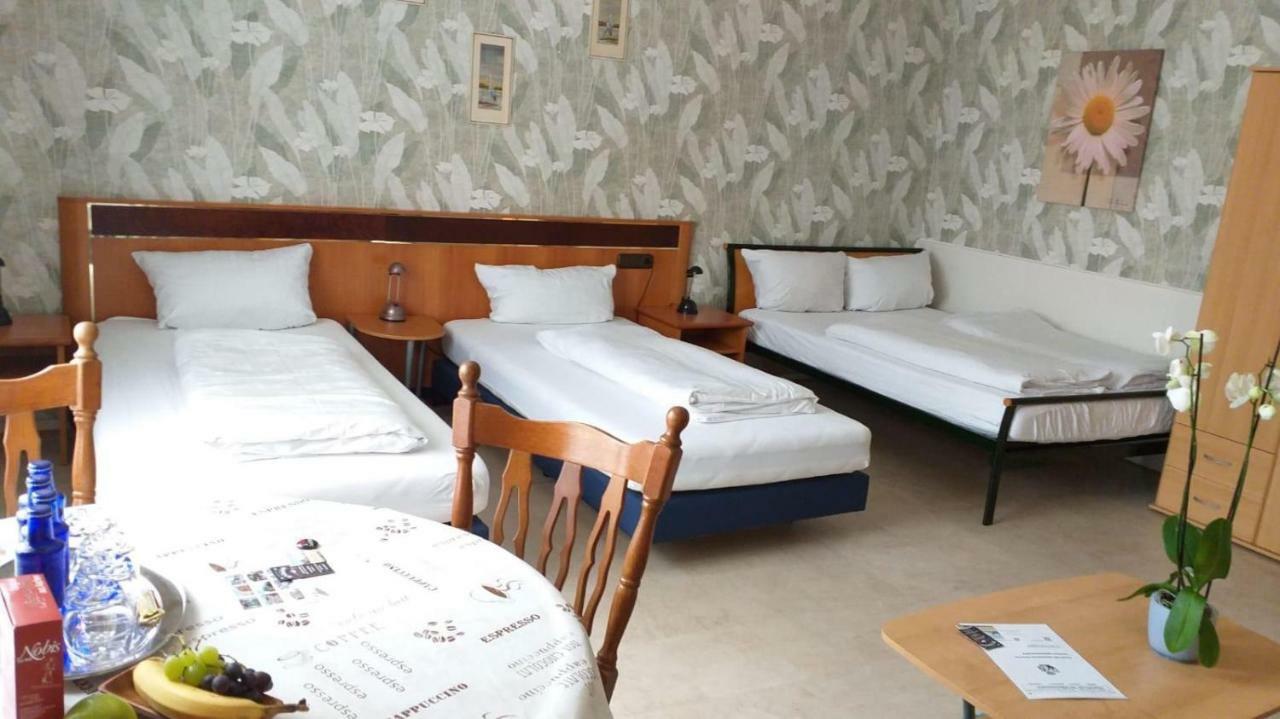 Hotel Gästezimmer Siminciuc Aquisgrana Esterno foto