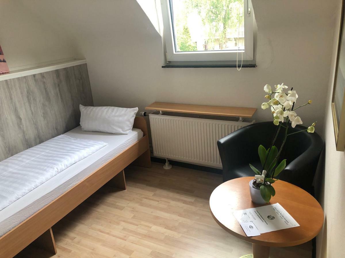 Hotel Gästezimmer Siminciuc Aquisgrana Esterno foto